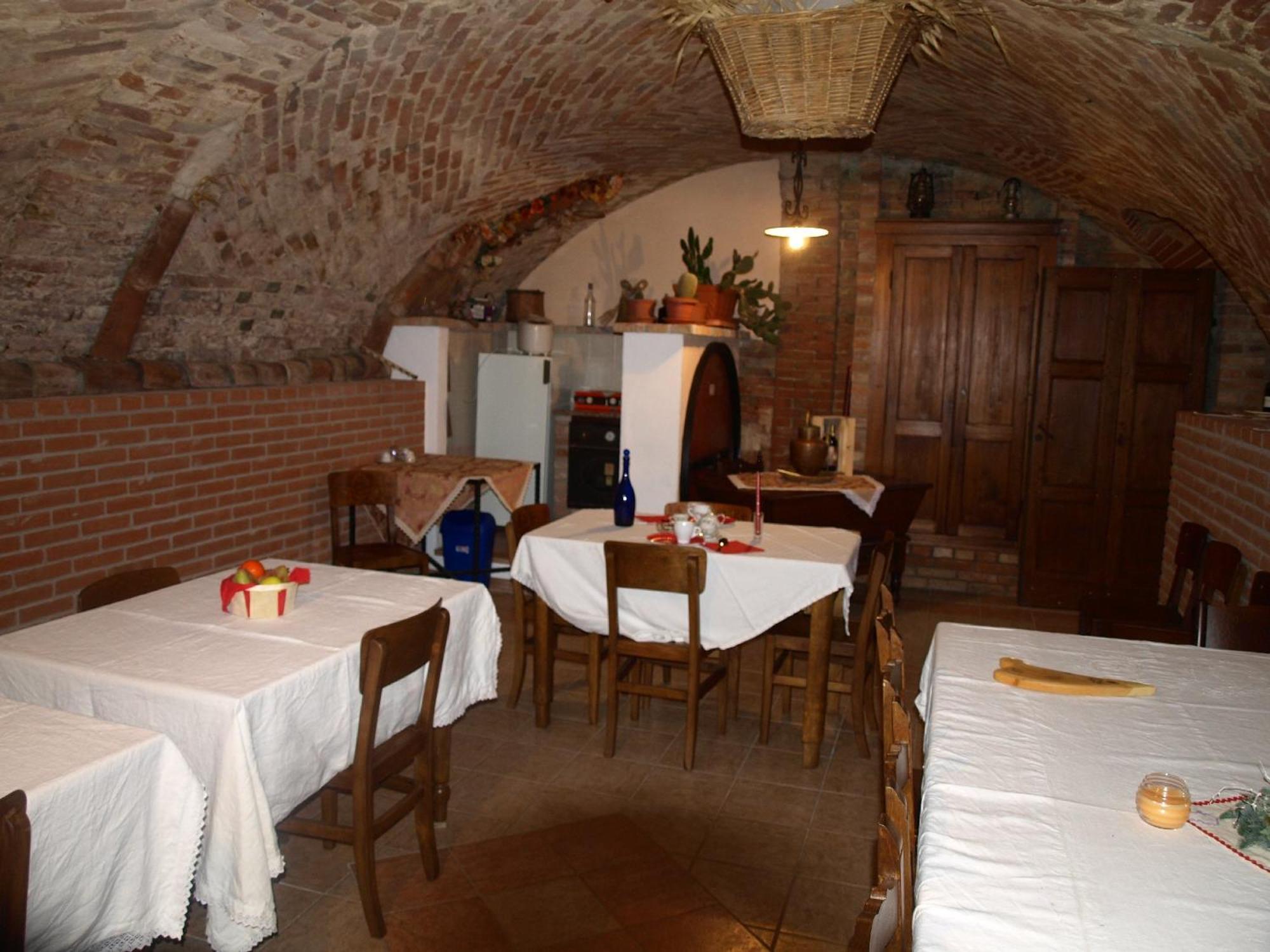 Bed and Breakfast Al Mobile Antico Camerano Casasco Esterno foto