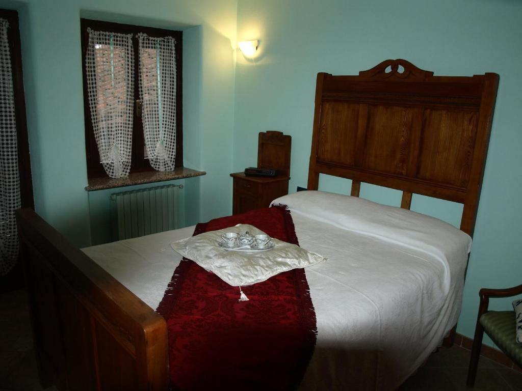 Bed and Breakfast Al Mobile Antico Camerano Casasco Camera foto
